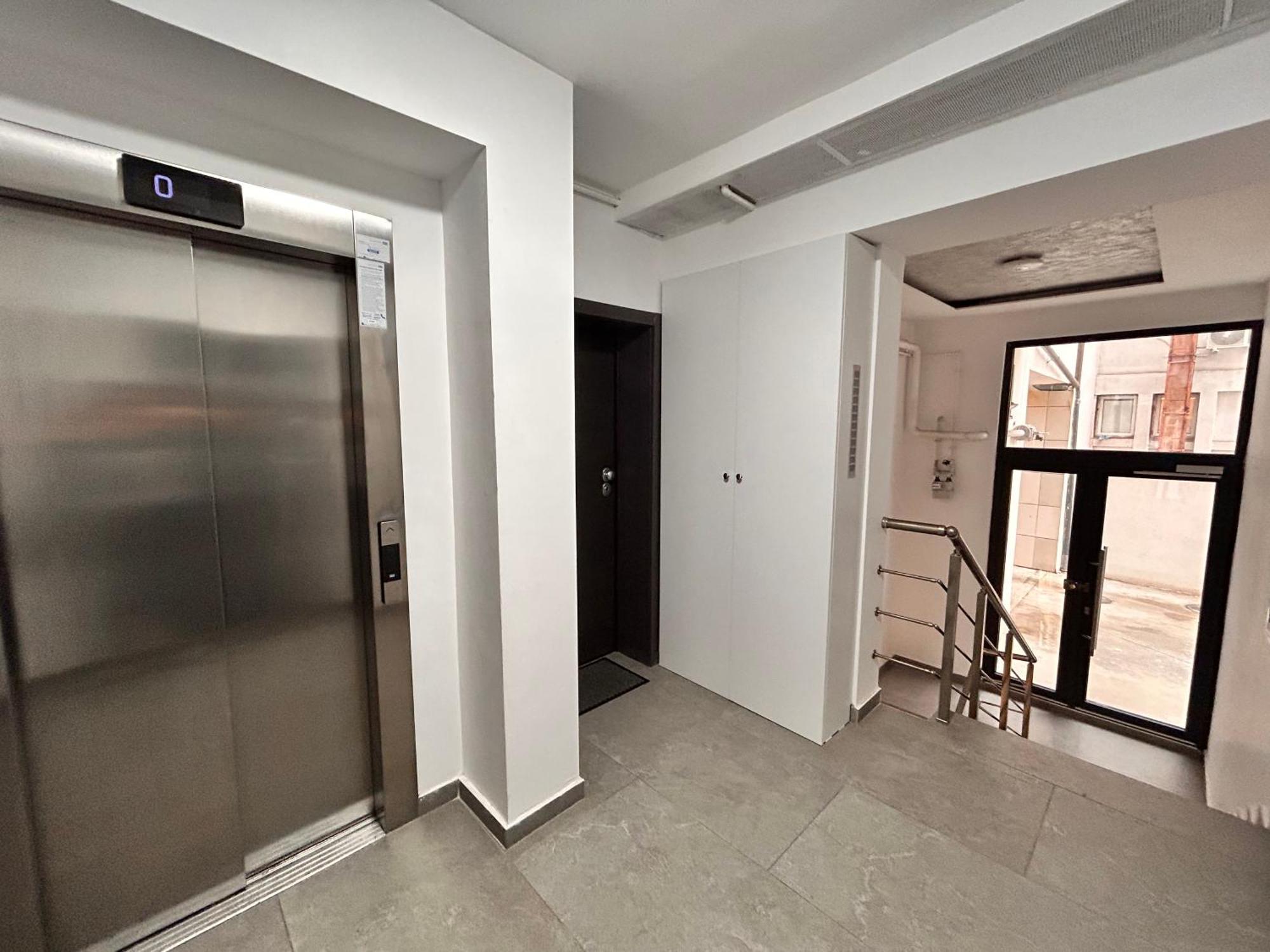 Blue Velvet Apartment Bucharest Exterior photo